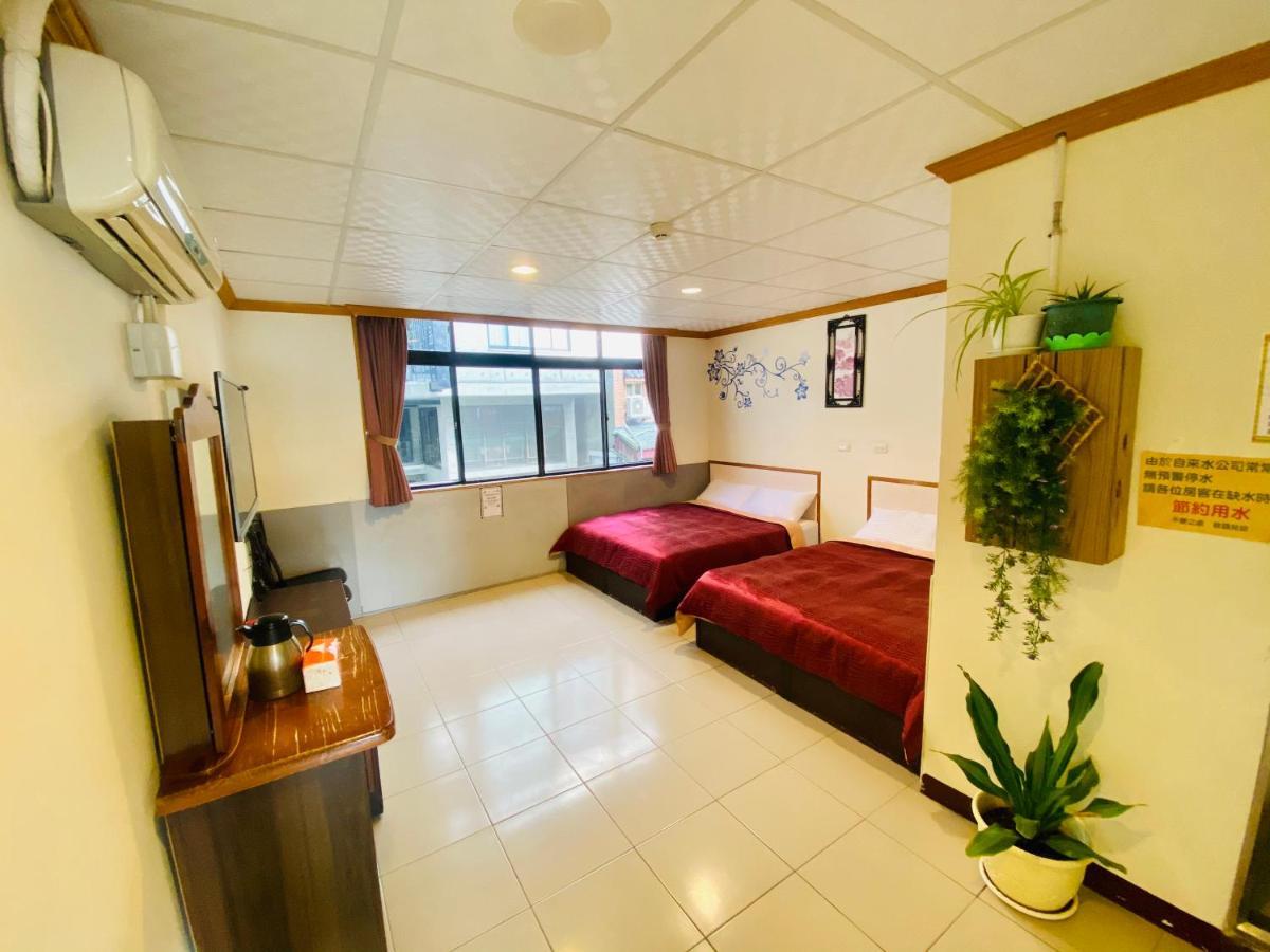 Sunmoonlake Sunflower House Юйчи Экстерьер фото