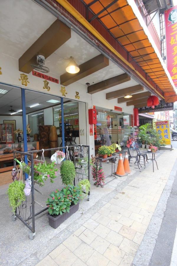 Sunmoonlake Sunflower House Юйчи Экстерьер фото