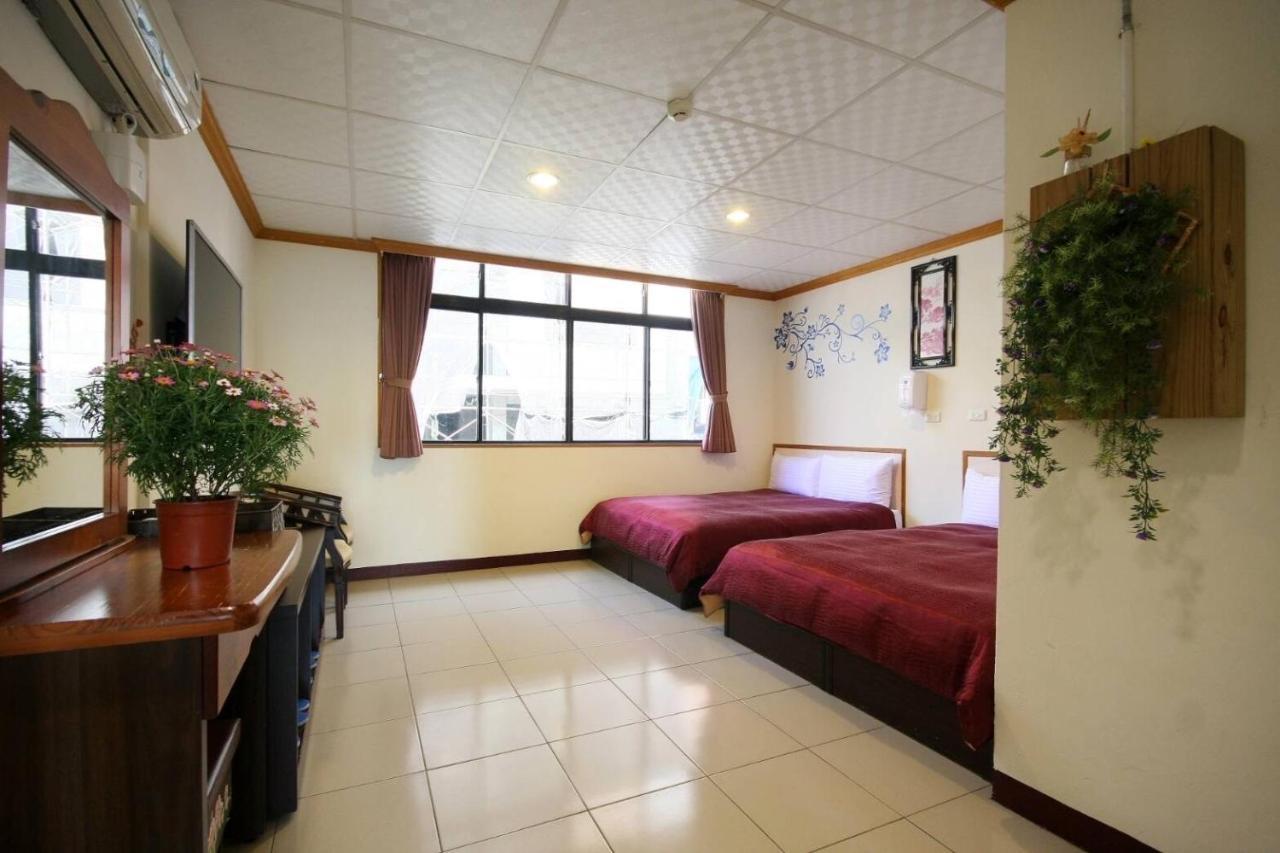 Sunmoonlake Sunflower House Юйчи Экстерьер фото