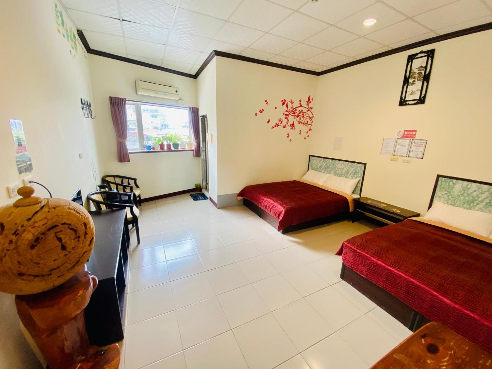 Sunmoonlake Sunflower House Юйчи Экстерьер фото